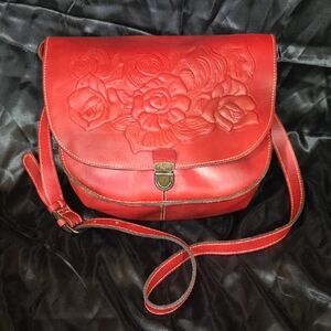 Patricia Nash Braidi red messenger crossbody bag